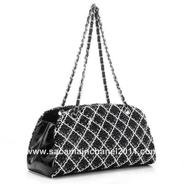 Chanel A50312 Bowling Bag Patent Perforato E Ricamato A Mano