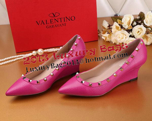 Valentino Litchi Leather Rivet Pump VT239YZM Rose