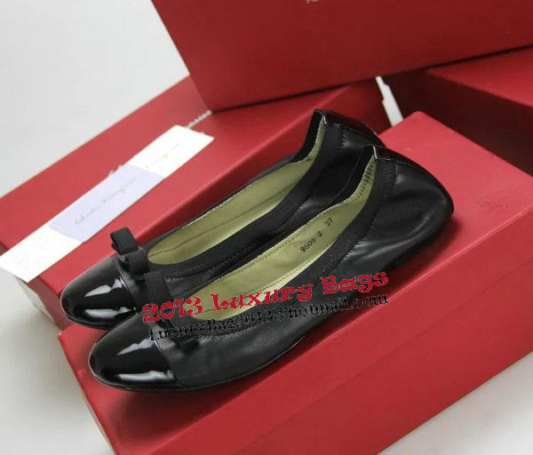 Chanel Patent Leather Ballerina Flat CH1070 Black