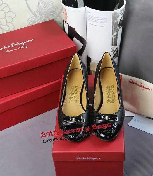 Ferragamo Sheepskin Leather Pump FL0527 Black