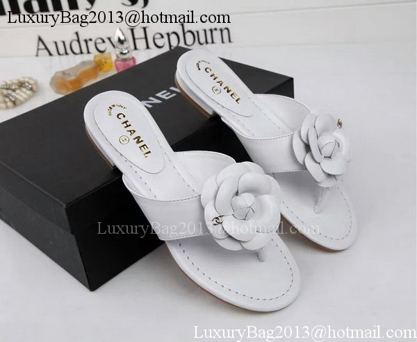 Chanel Thong Sandal Leather CH1666 White