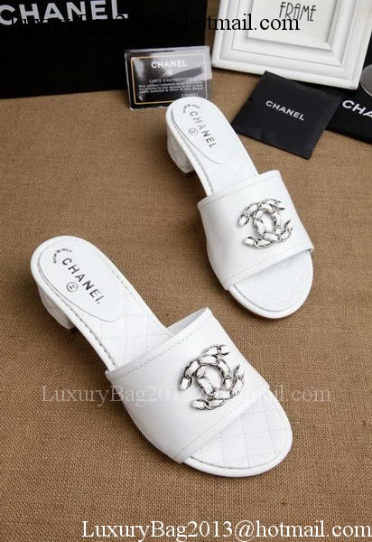 Chanel Slipper Leatehr CH1710 White