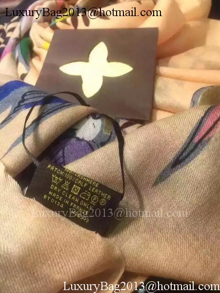 Louis Vuitton Scarf LV8327