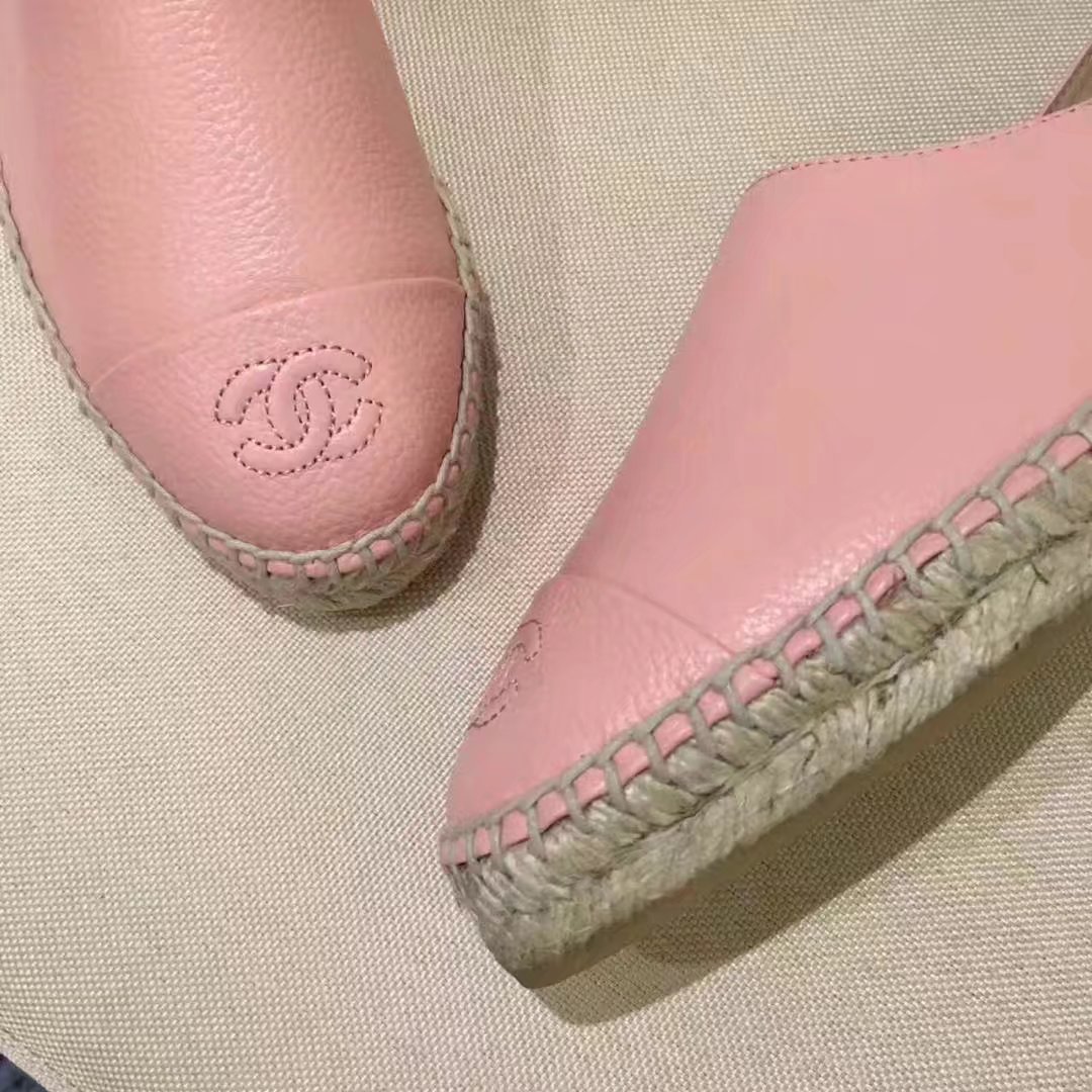 Chanel Casual Shoes Leather CH2145 Pink