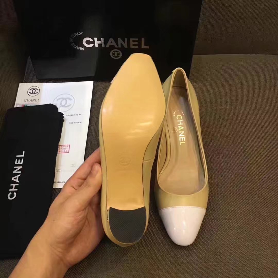 Chanel Pump Leather CH2146 Camel