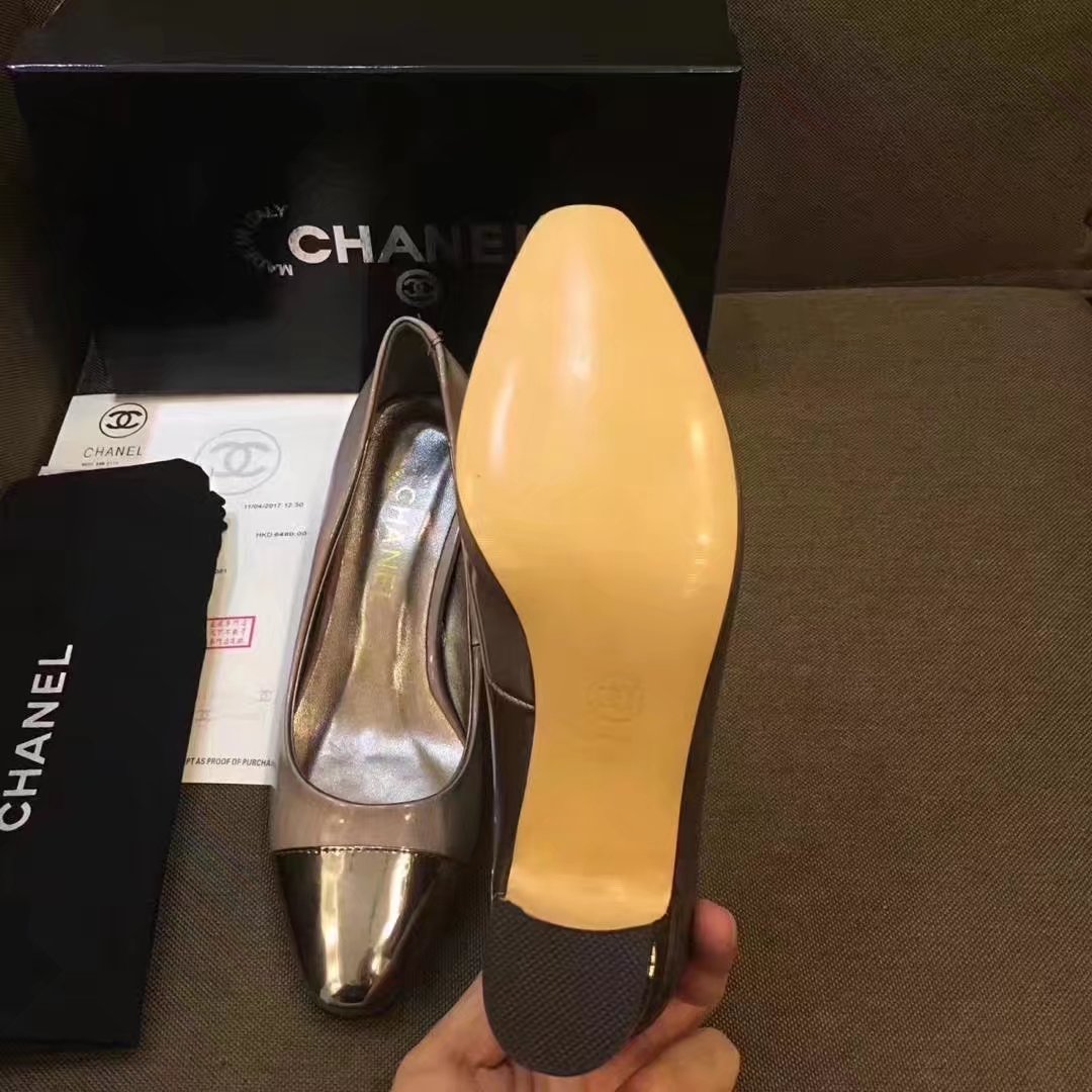 Chanel Pump Leather CH2146 Silver