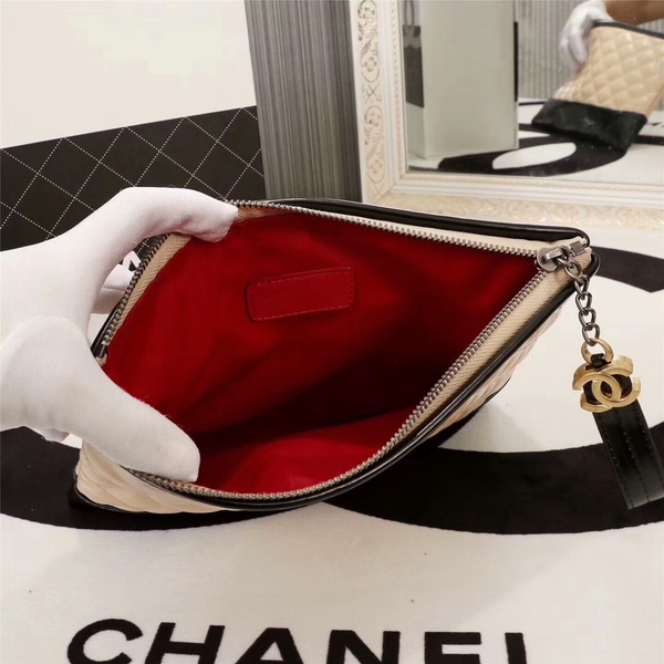 Chanel 2017 Calfskin Leather Clutch 8127 Camel