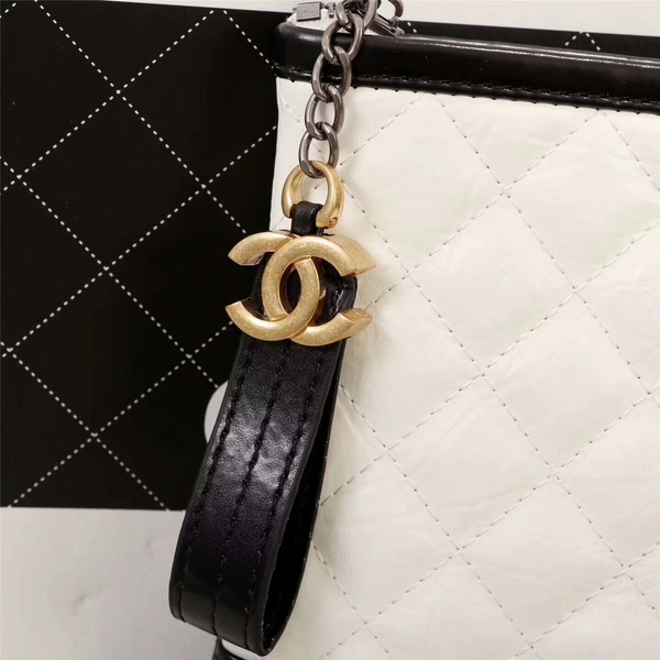 Chanel 2017 Calfskin Leather Clutch 8127 White