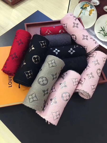 Louis Vuitton Scarf LVS7760A