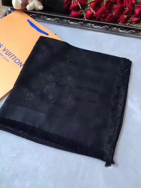 Louis Vuitton Scarf LVS9219A