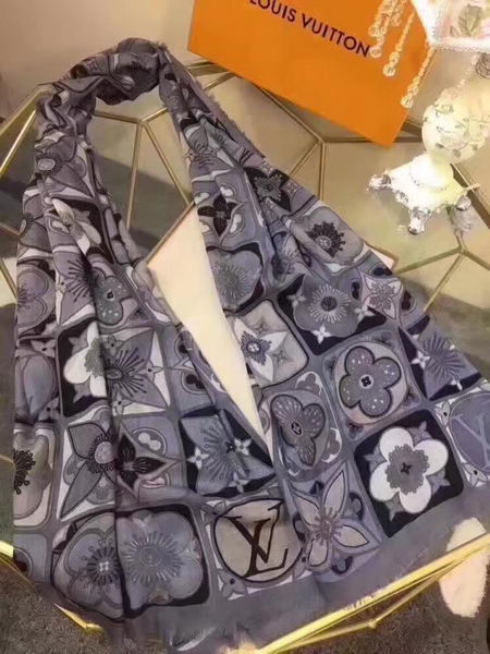 Louis Vuitton Scarf LVS9226B