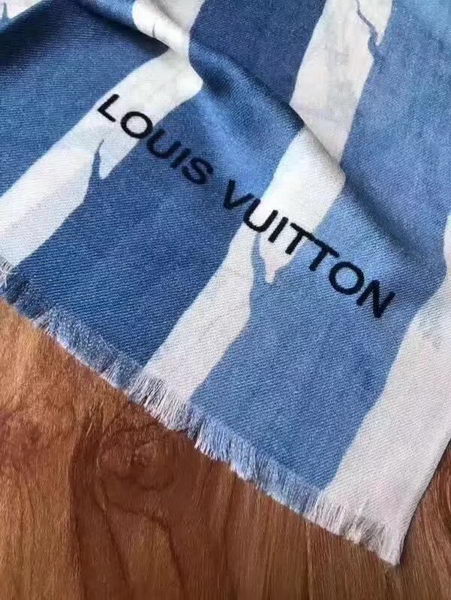 Louis Vuitton Cashmere Scarf LV1102B