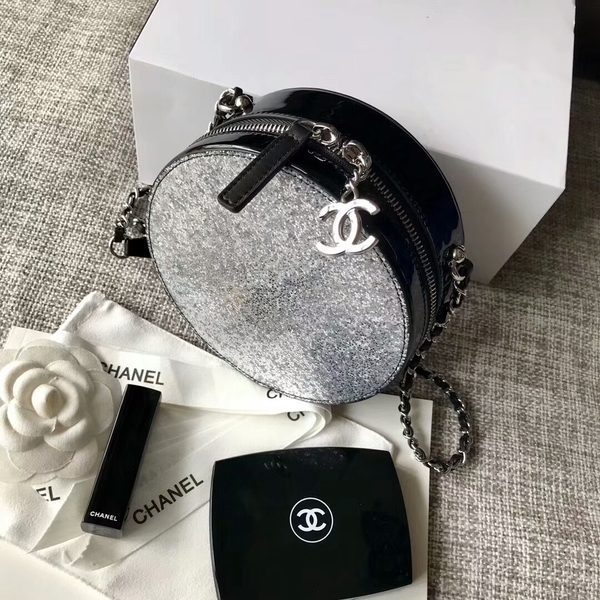 Chanel 2017 Fall Winter Original Calfskin Leather Cosmetics Case A8018 Grey