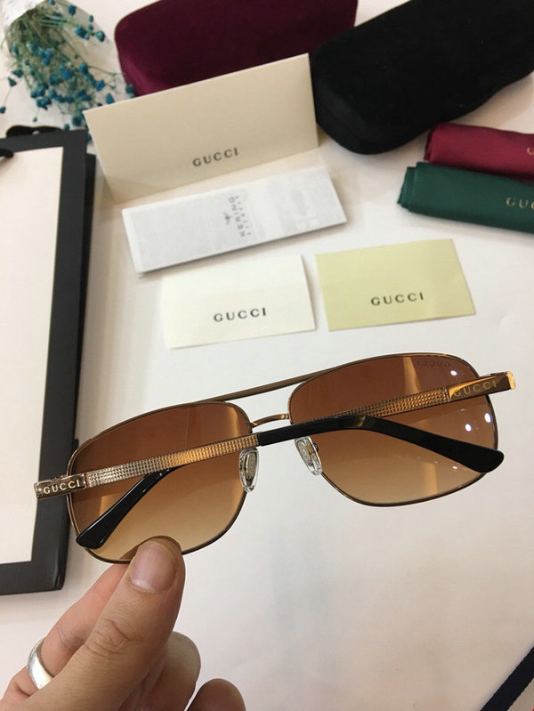 Gucci Sunglasses GGS150272G180