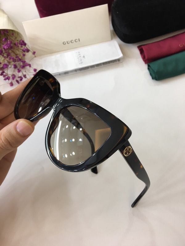 Gucci Sunglasses GGS150272G452