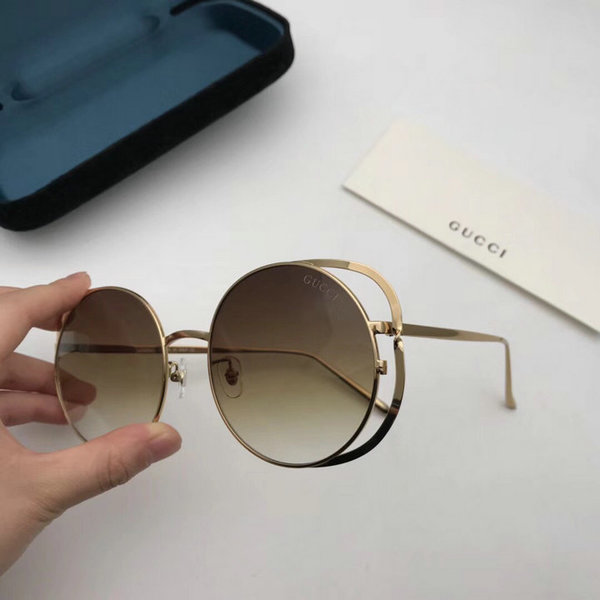 Gucci Sunglasses GGS150272G823