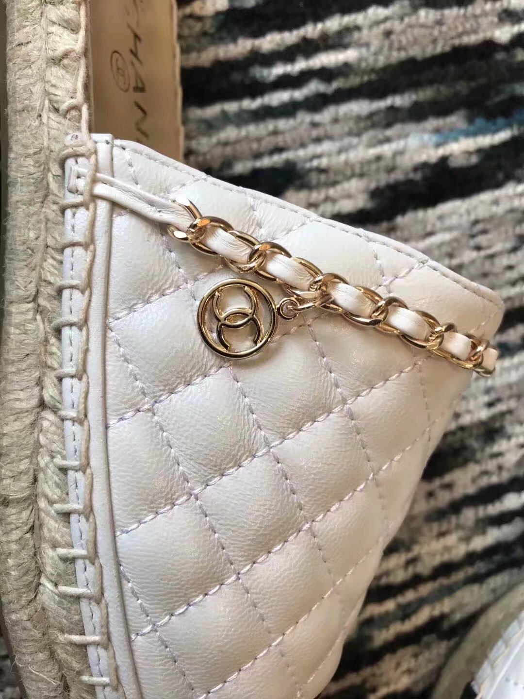 Chanel Slippers CH2336LRF white