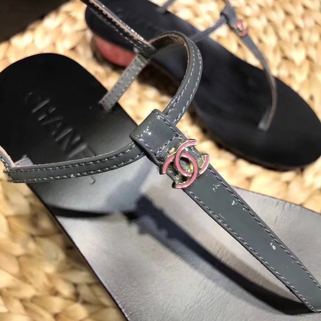 Chanel sandals CH2333LS grey heel of a shoe 4CM