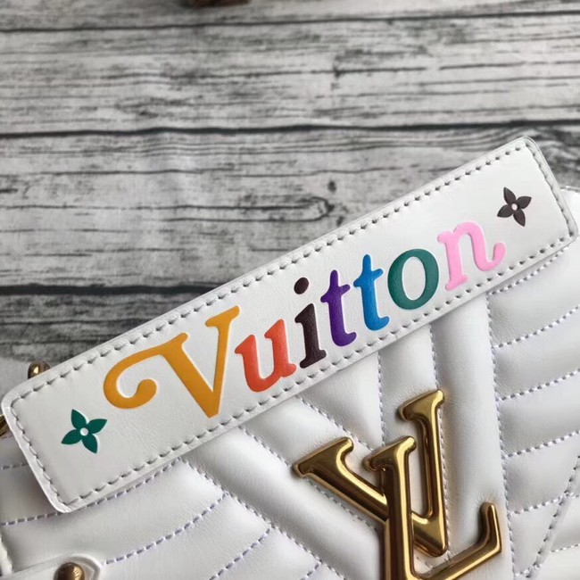 LOUIS VUITTON NEW WAVE CHAIN BAG MM M51945 white