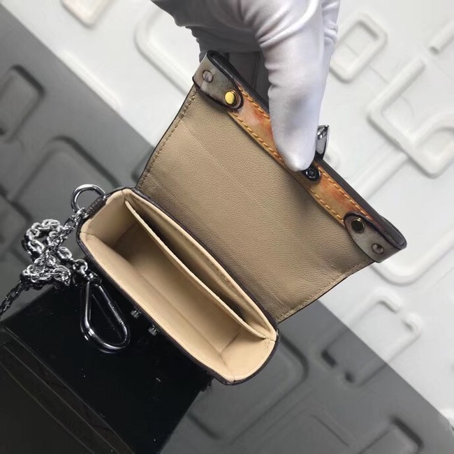 Louis Vuitton ESSENTIAL TRUNK M63779