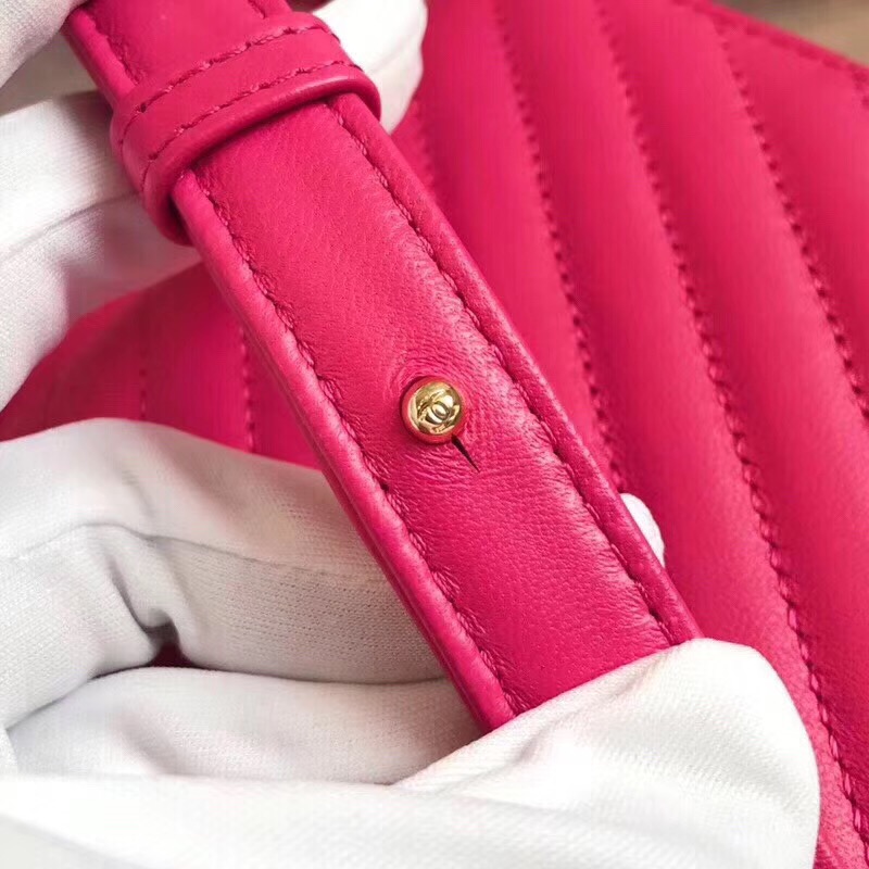 Chanel clutch Lambskin & Gold-Tone Metal A57388 rose