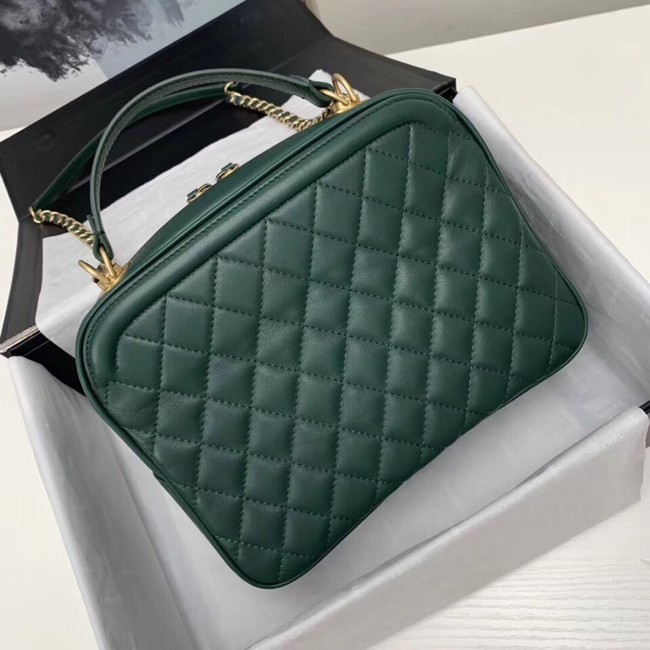 Chanel vanity case Calfskin & Gold-Tone Metal A57906 green