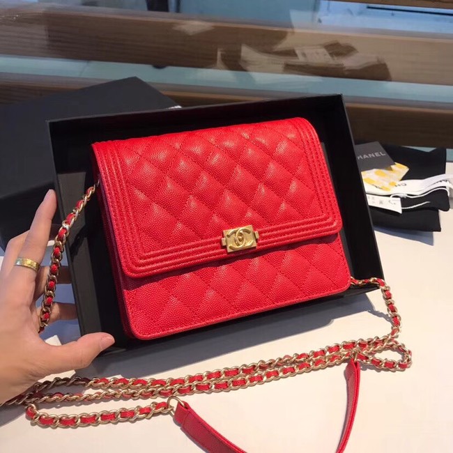 Boy chanel clutch with chain A84433 red