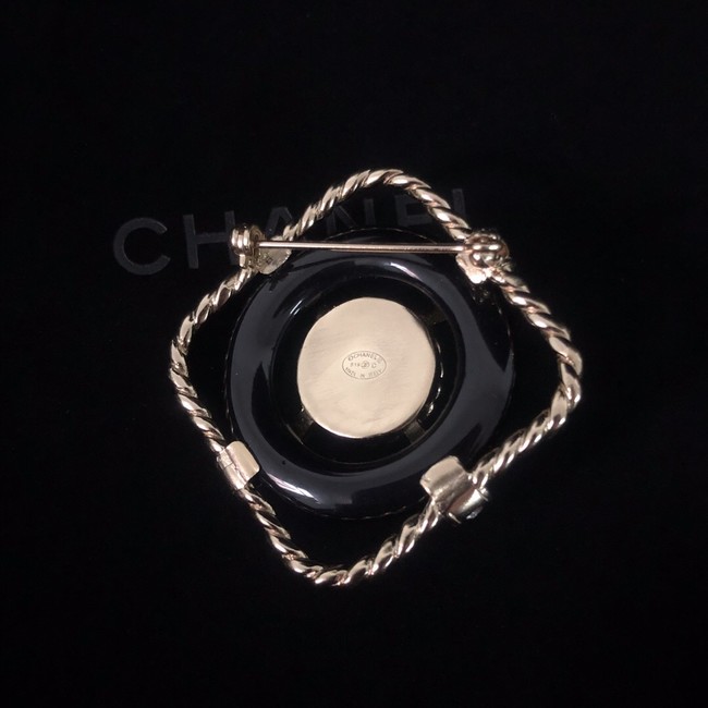 Chanel Brooch CE2070