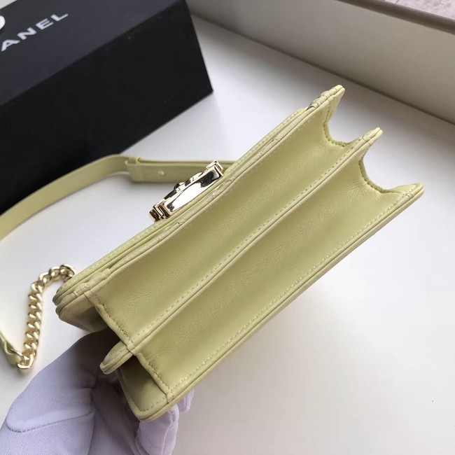 Boy chanel handbag Patent leather & Gold-Tone Metal AS0130 green