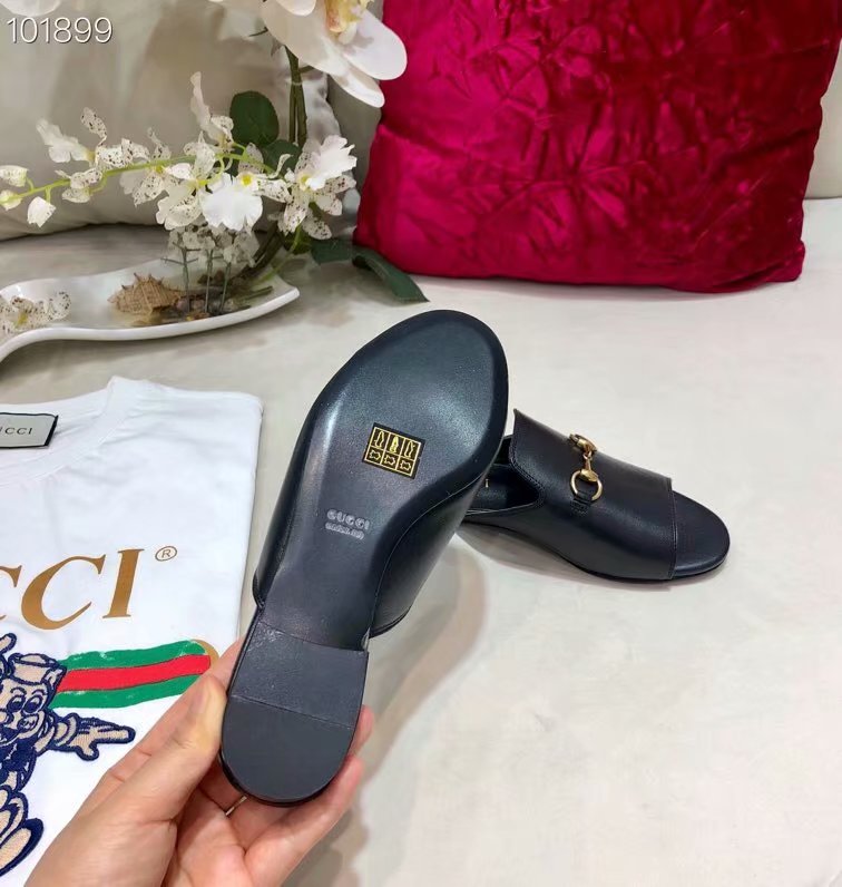 Gucci Leather slipper GG1535BL-2