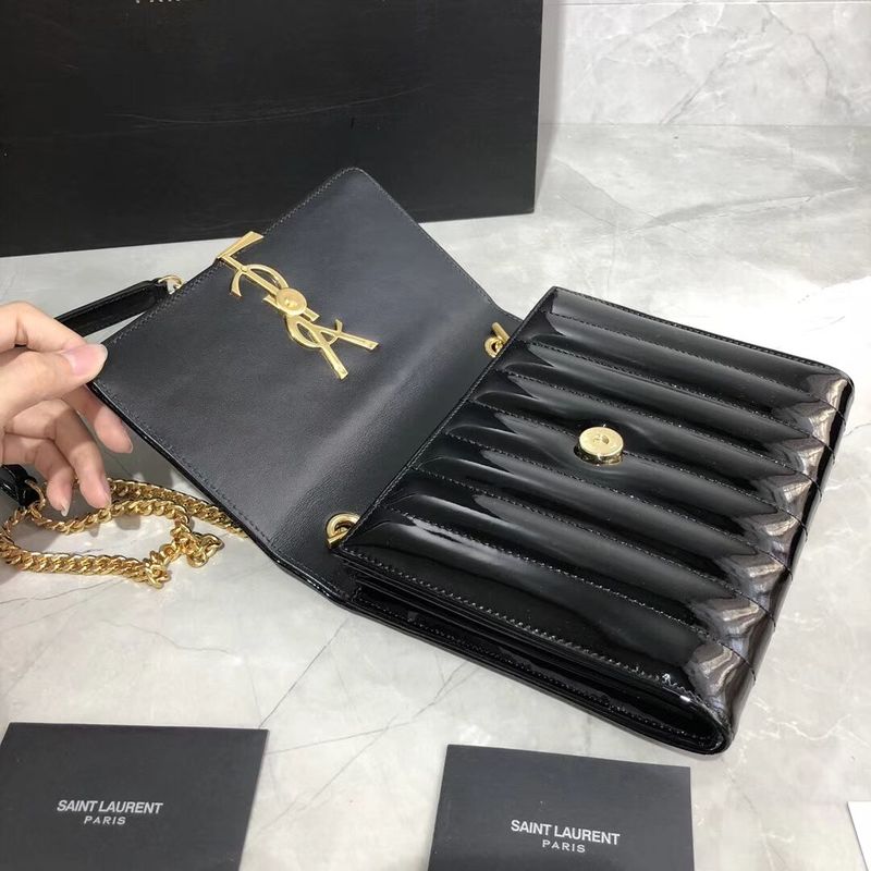 Yves Saint Laurent Patent Original Leather Shoulder Bag Y554125 Black