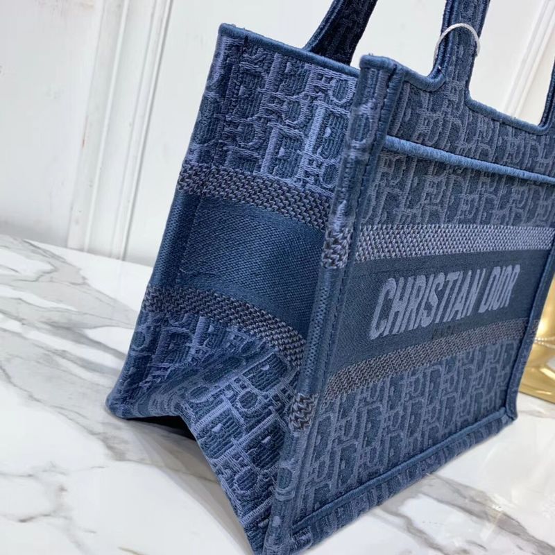 DIOR TOTE BAG IN EMBROIDERED CANVAS C0195 Blue