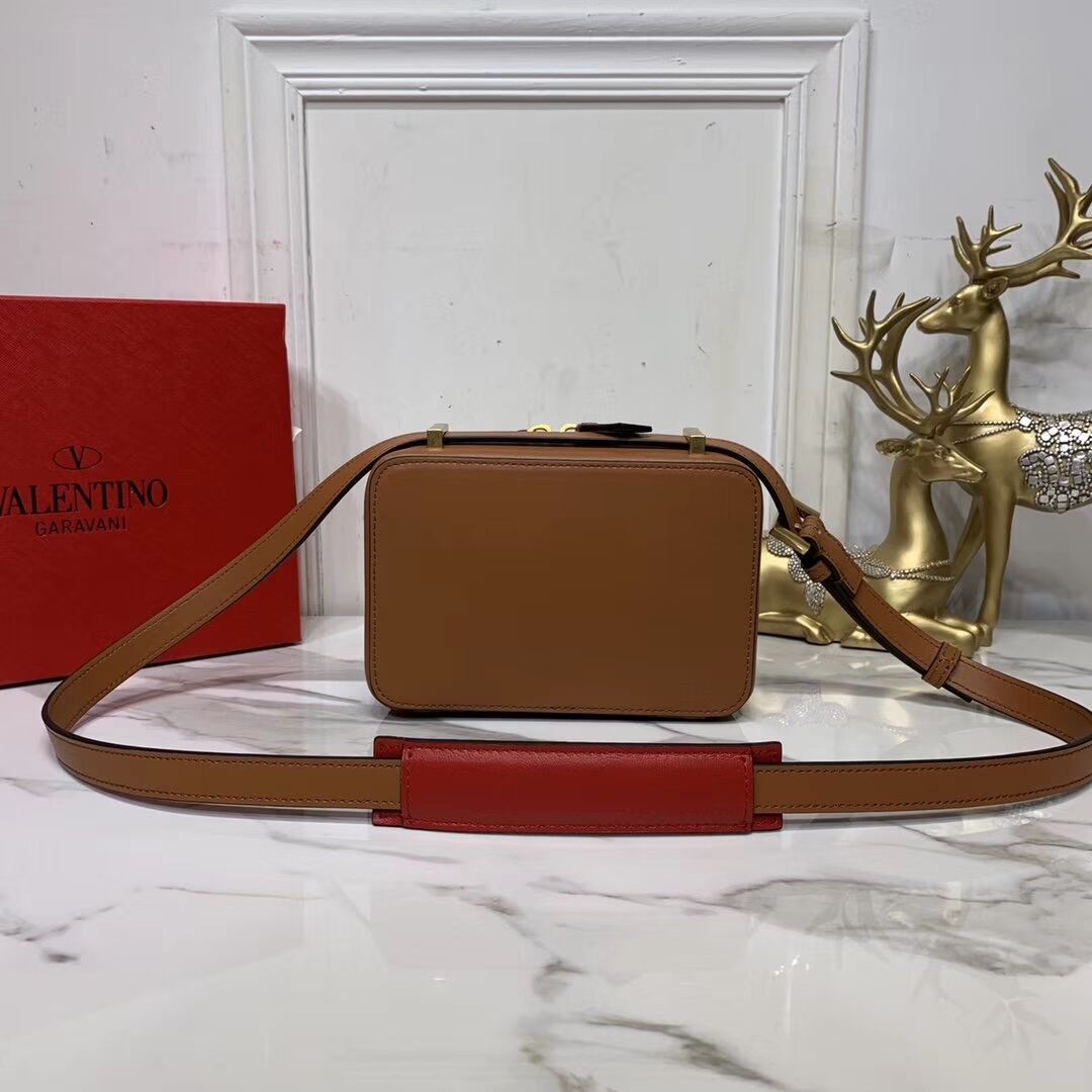 VALENTINO Origianl leather shoulder bag V0020 brown