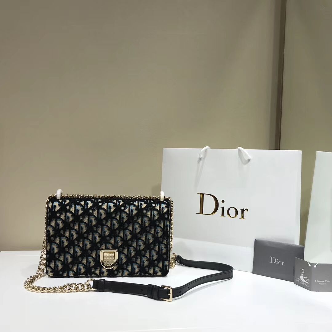 Dior ULTRAMATTE DIORAMA-TAS C0422-1 black