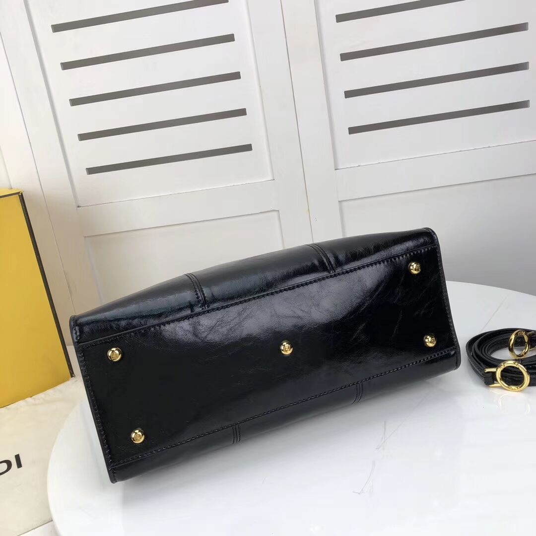 FENDI PEEKABOO ICONIC Black leather bag F0837