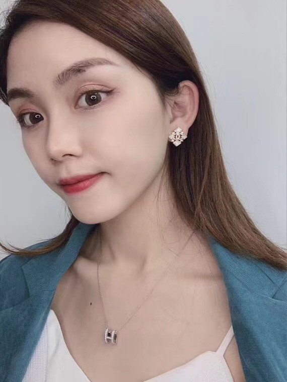 Chanel Earrings CE4943