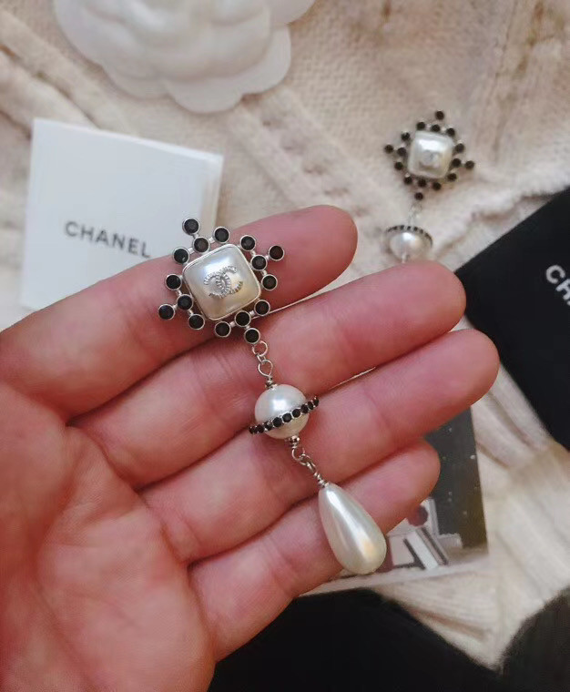 Chanel Earrings CE5094