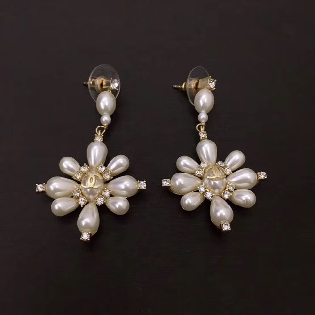 Chanel Earrings CE5106