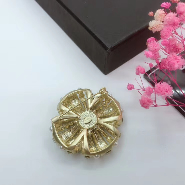 Chanel Brooch CE5549