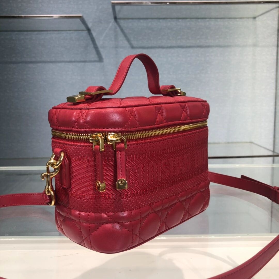 DIOR SMALL DIORTRAVEL VANITY CASE Cannage Lambskin S5488U red