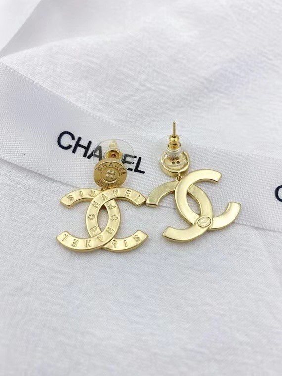 Chanel Earrings CE6019