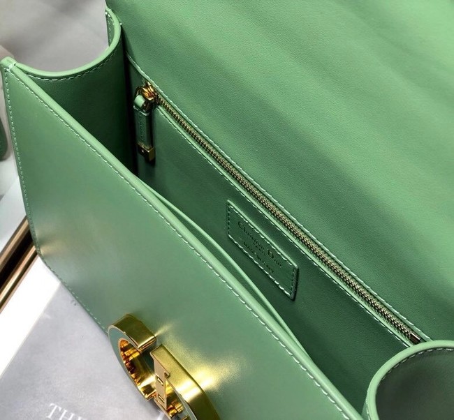 DIOR 30 MONTAIGNE BAG green Box Calfskin M9203UM