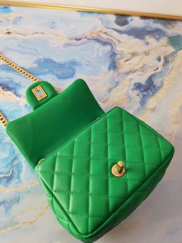 Chanel flap bag Lambskin Resin & Gold-Tone Metal AS2379 green