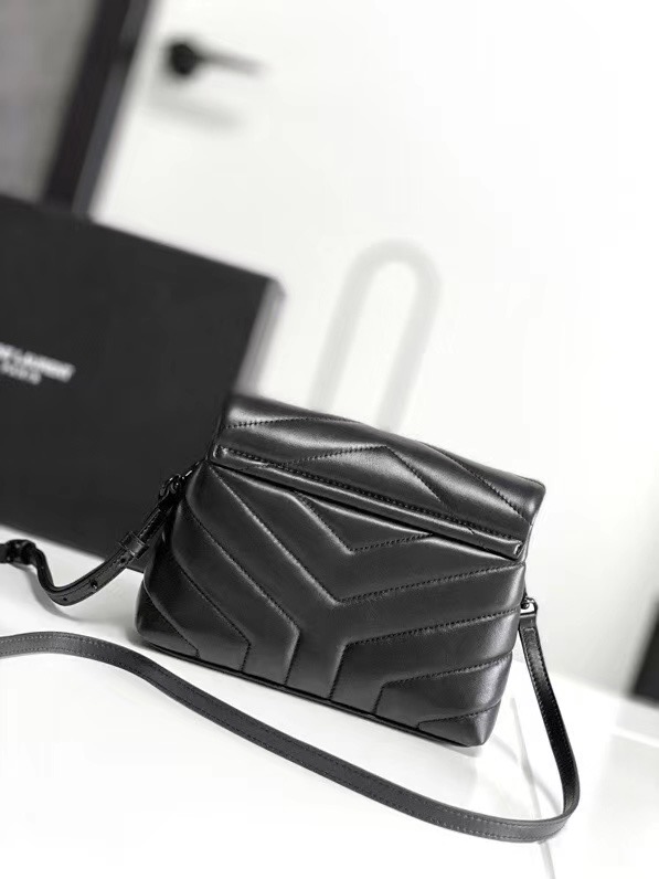 SAINT LAURENT LOULOU SMALL IN MATELASSE Y LEATHER 467072 black&OXIDIZED NICKEL HARDWARE