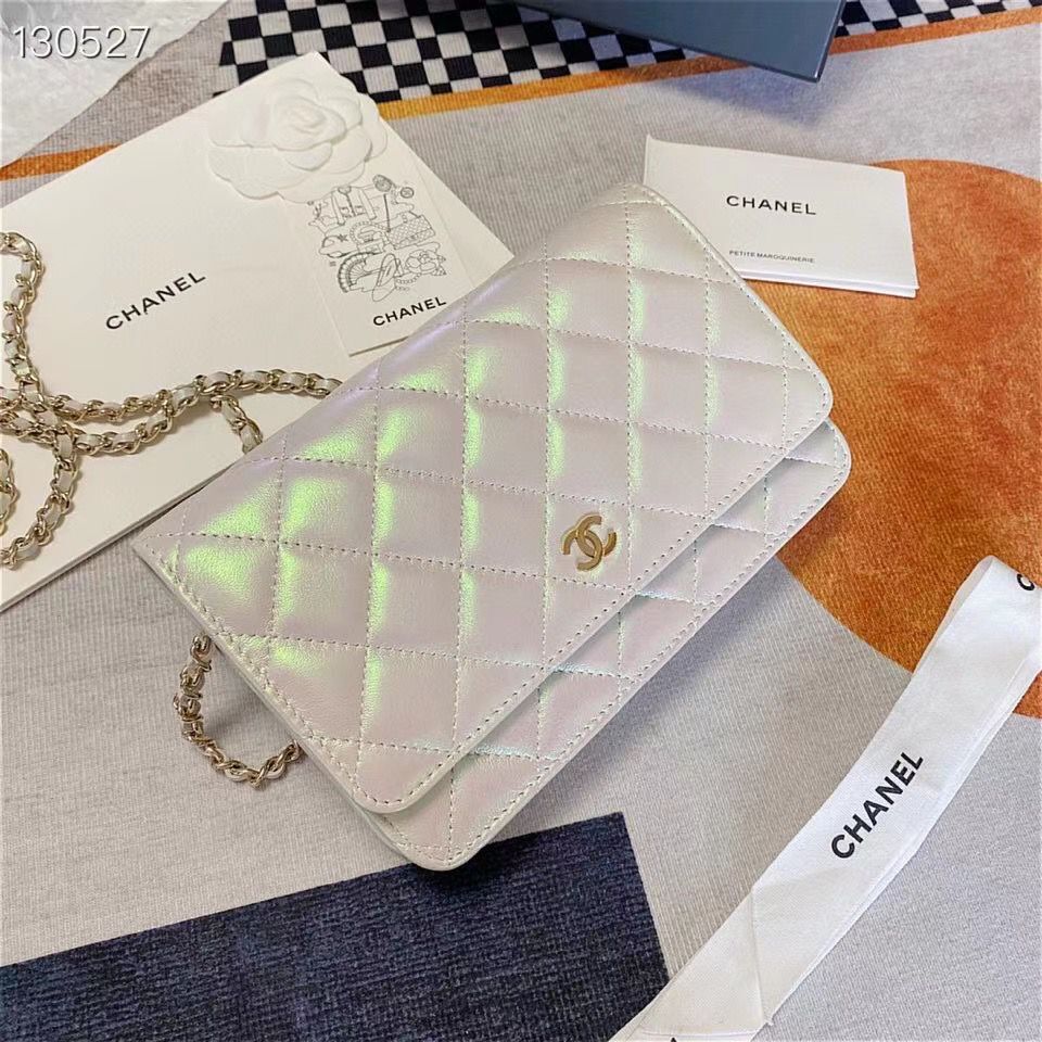 Chanel WOC Original Sheepskin Leather Flap cross-body bag V33814 Pearlescent white Silver chain