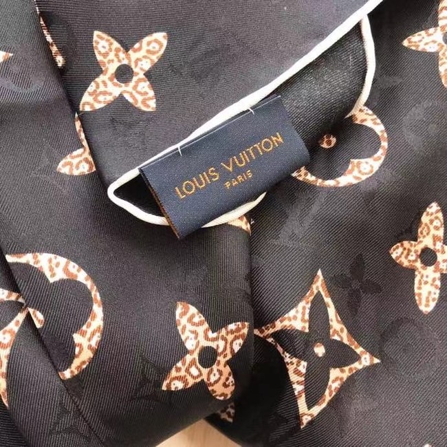 Louis Vuitton silk Scarf 77032