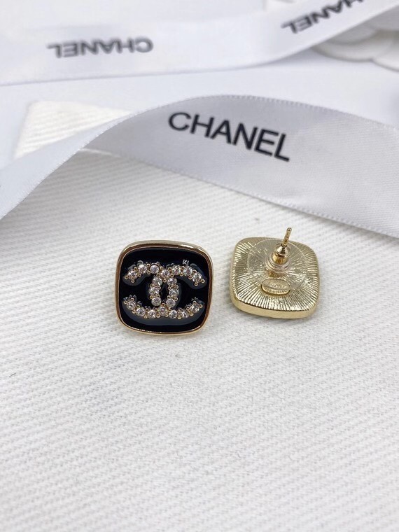 Chanel Earrings CE6305