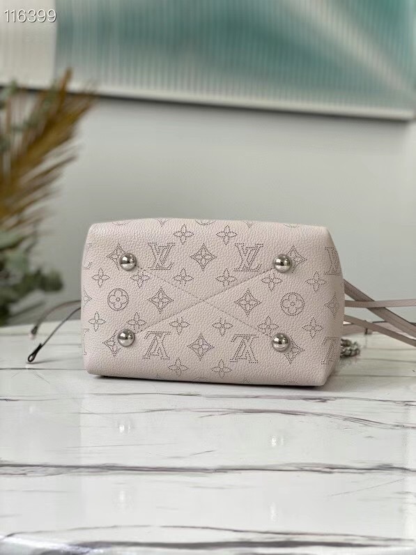 Louis Vuitton BELLA M57201 Creme Beige