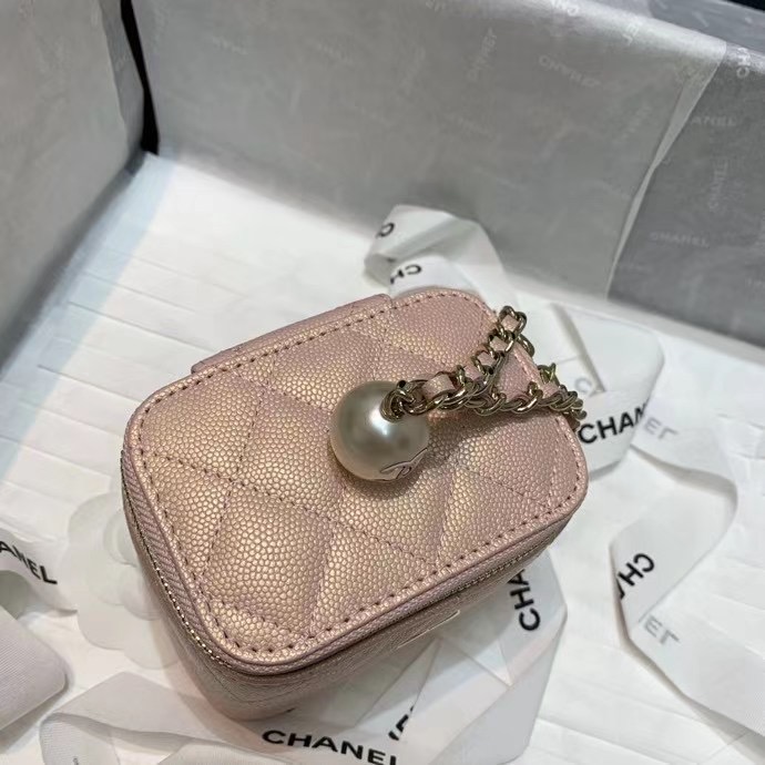 chanel small vanity with chain AP2118 pink