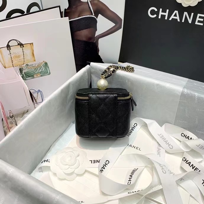 chanel small vanity with chain AP2118 black